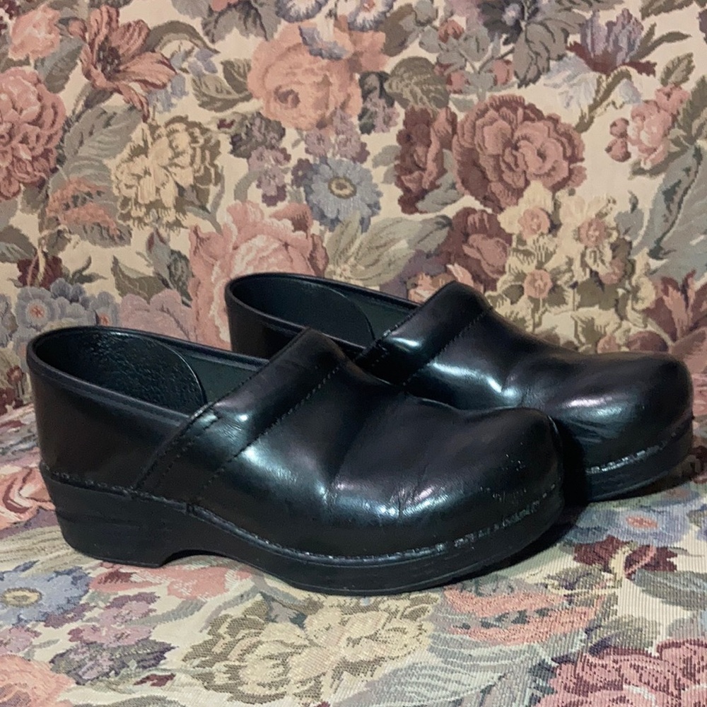 Dansko Black Sandals